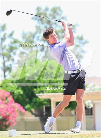 Thumbnail 3 in Metro Invitational Golf Tournament photogallery.