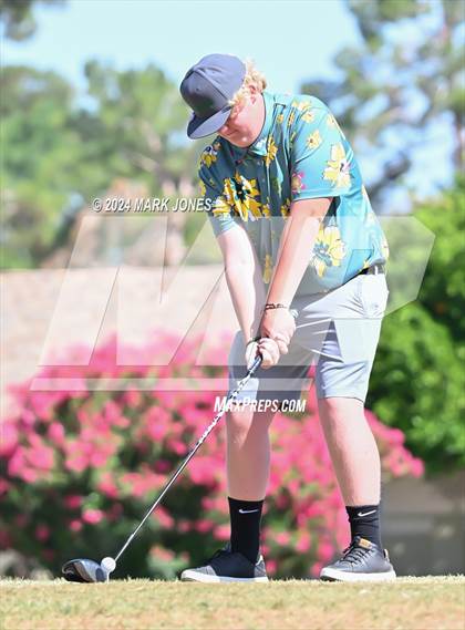 Thumbnail 3 in Metro Invitational Golf Tournament photogallery.