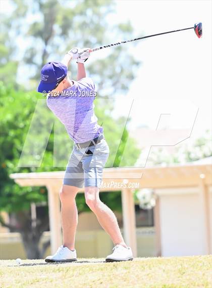 Thumbnail 2 in Metro Invitational Golf Tournament photogallery.