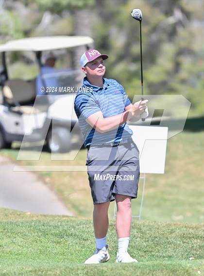 Thumbnail 2 in Metro Invitational Golf Tournament photogallery.