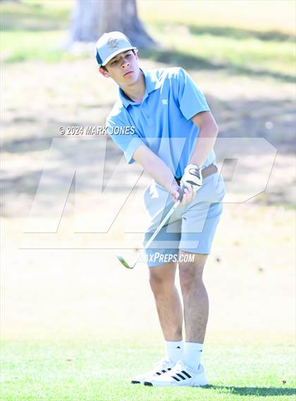 Thumbnail 2 in Metro Invitational Golf Tournament photogallery.