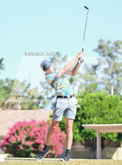 Thumbnail 2 in Metro Invitational Golf Tournament photogallery.