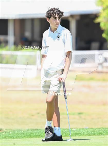 Thumbnail 3 in Metro Invitational Golf Tournament photogallery.