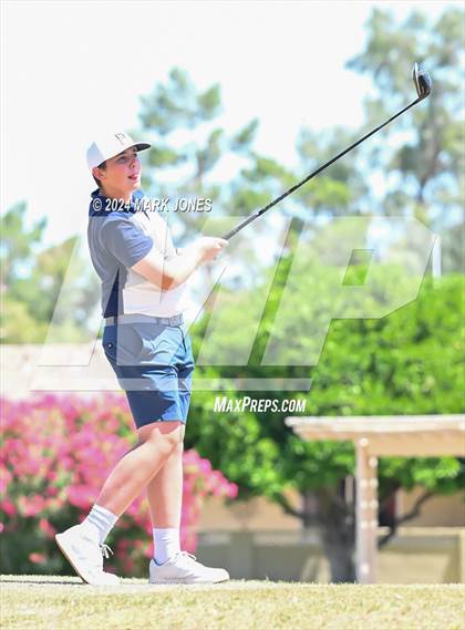 Thumbnail 2 in Metro Invitational Golf Tournament photogallery.