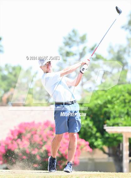 Thumbnail 2 in Metro Invitational Golf Tournament photogallery.