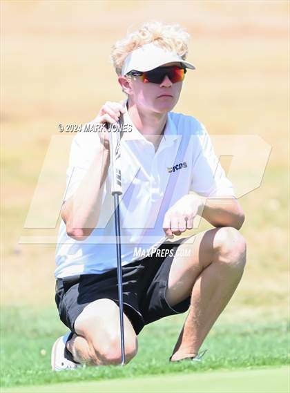 Thumbnail 3 in Metro Invitational Golf Tournament photogallery.