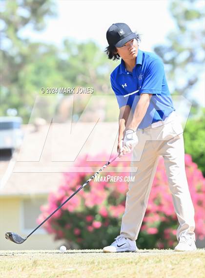 Thumbnail 3 in Metro Invitational Golf Tournament photogallery.