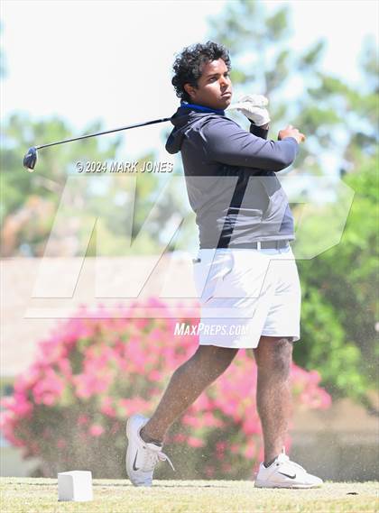 Thumbnail 3 in Metro Invitational Golf Tournament photogallery.