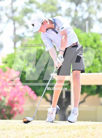 Thumbnail 2 in Metro Invitational Golf Tournament photogallery.
