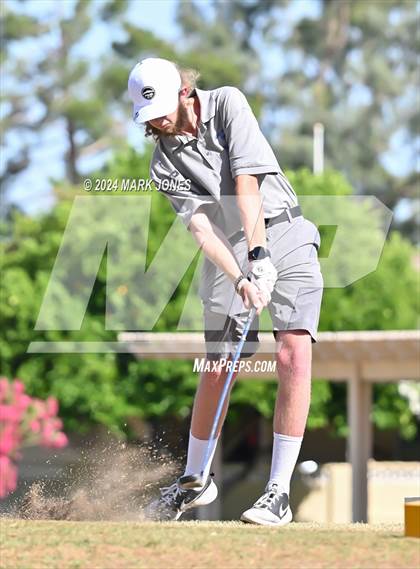 Thumbnail 2 in Metro Invitational Golf Tournament photogallery.