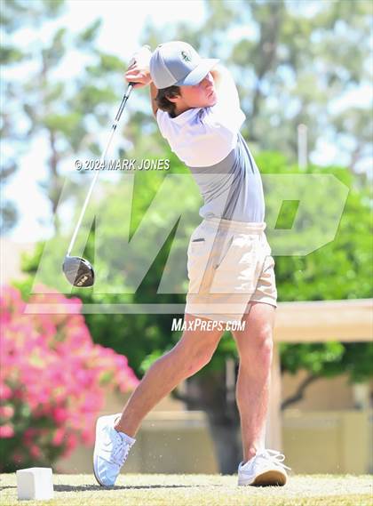 Thumbnail 2 in Metro Invitational Golf Tournament photogallery.