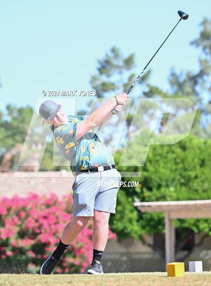 Thumbnail 3 in Metro Invitational Golf Tournament photogallery.