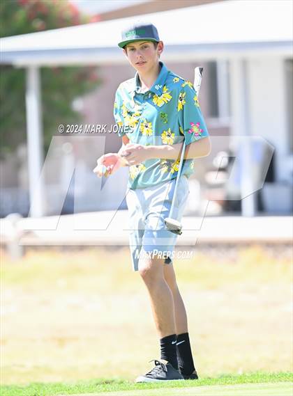 Thumbnail 3 in Metro Invitational Golf Tournament photogallery.