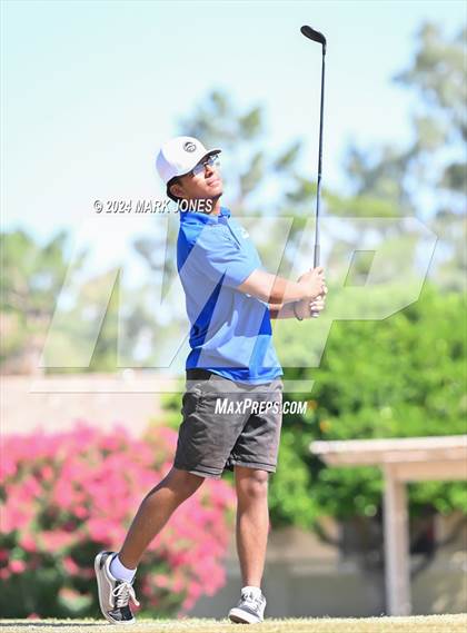 Thumbnail 2 in Metro Invitational Golf Tournament photogallery.