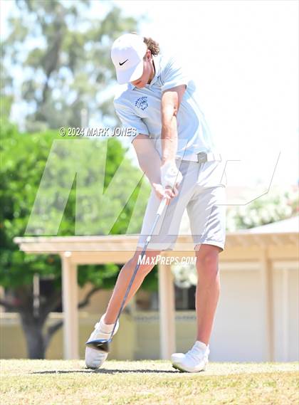 Thumbnail 3 in Metro Invitational Golf Tournament photogallery.