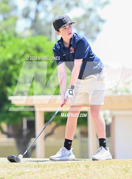 Thumbnail 2 in Metro Invitational Golf Tournament photogallery.