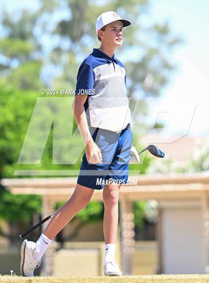 Thumbnail 3 in Metro Invitational Golf Tournament photogallery.
