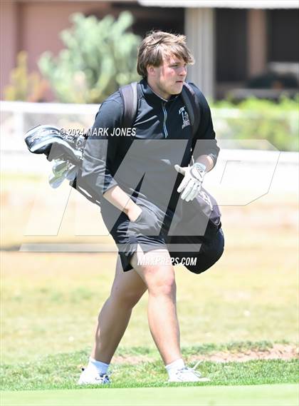 Thumbnail 3 in Metro Invitational Golf Tournament photogallery.