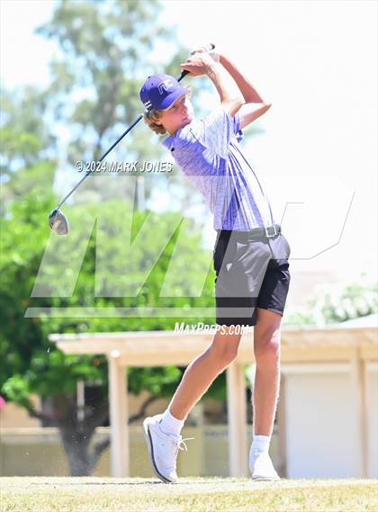 Thumbnail 3 in Metro Invitational Golf Tournament photogallery.