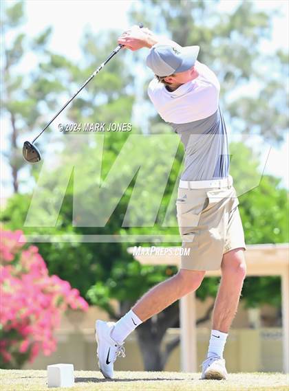 Thumbnail 2 in Metro Invitational Golf Tournament photogallery.