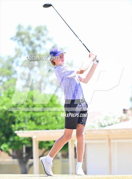 Thumbnail 2 in Metro Invitational Golf Tournament photogallery.