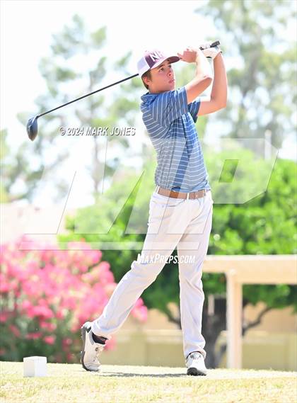 Thumbnail 3 in Metro Invitational Golf Tournament photogallery.