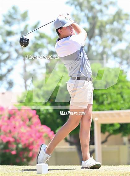 Thumbnail 2 in Metro Invitational Golf Tournament photogallery.