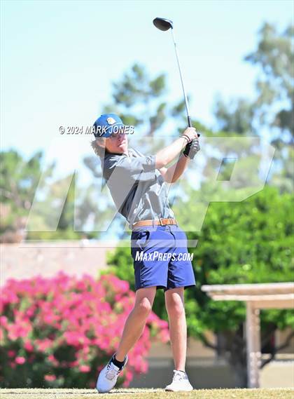 Thumbnail 3 in Metro Invitational Golf Tournament photogallery.