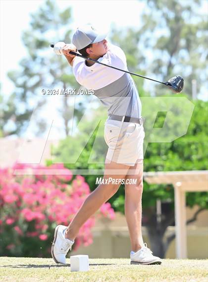 Thumbnail 3 in Metro Invitational Golf Tournament photogallery.