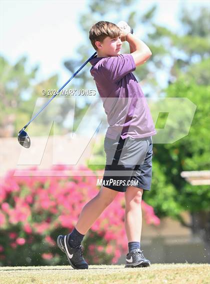 Thumbnail 2 in Metro Invitational Golf Tournament photogallery.