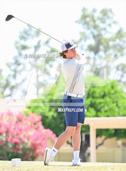 Thumbnail 2 in Metro Invitational Golf Tournament photogallery.