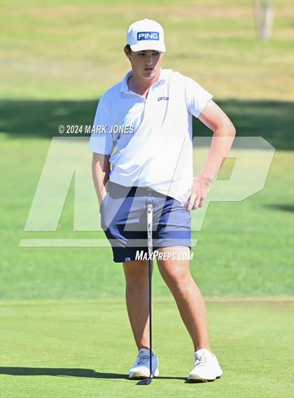 Thumbnail 2 in Metro Invitational Golf Tournament photogallery.