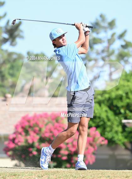 Thumbnail 3 in Metro Invitational Golf Tournament photogallery.