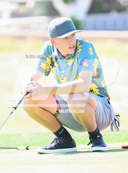Thumbnail 2 in Metro Invitational Golf Tournament photogallery.