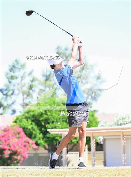 Thumbnail 2 in Metro Invitational Golf Tournament photogallery.