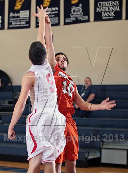 Thumbnail 1 in Scott vs Pigeon Forge (Seymour Christmas Classic) photogallery.