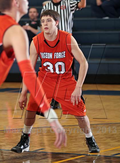Thumbnail 2 in Scott vs Pigeon Forge (Seymour Christmas Classic) photogallery.