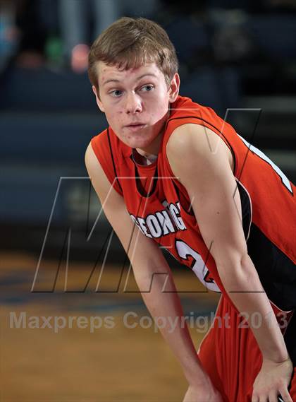 Thumbnail 2 in Scott vs Pigeon Forge (Seymour Christmas Classic) photogallery.