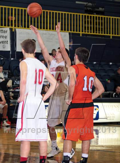 Thumbnail 1 in Scott vs Pigeon Forge (Seymour Christmas Classic) photogallery.