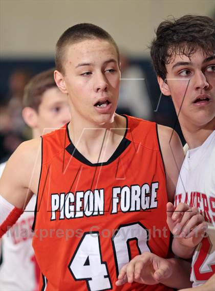 Thumbnail 1 in Scott vs Pigeon Forge (Seymour Christmas Classic) photogallery.