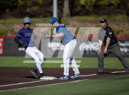 Thumbnail 3 in Bothell vs. Kamiak (WIAA 4A District 1/2 Playoff) photogallery.