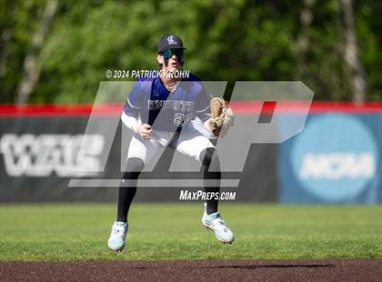 Thumbnail 3 in Bothell vs. Kamiak (WIAA 4A District 1/2 Playoff) photogallery.