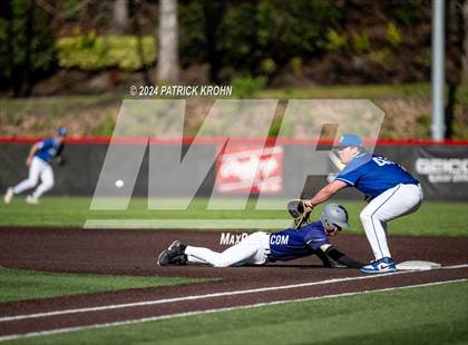 Thumbnail 1 in Bothell vs. Kamiak (WIAA 4A District 1/2 Playoff) photogallery.