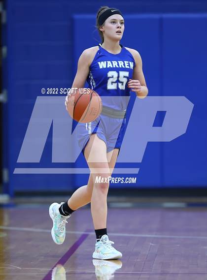 Thumbnail 2 in Warren vs Fairfield Union (OHSAA D2 District Final) photogallery.