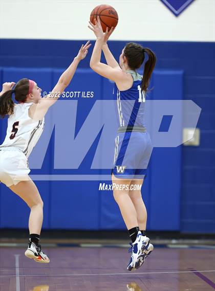 Thumbnail 3 in Warren vs Fairfield Union (OHSAA D2 District Final) photogallery.