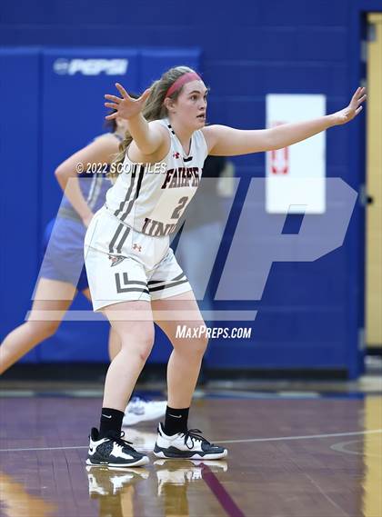 Thumbnail 3 in Warren vs Fairfield Union (OHSAA D2 District Final) photogallery.
