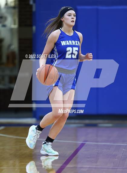 Thumbnail 1 in Warren vs Fairfield Union (OHSAA D2 District Final) photogallery.