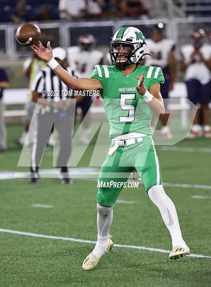 Thumbnail 3 in Mallard Creek @ Myers Park photogallery.