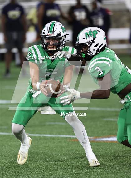 Thumbnail 2 in Mallard Creek @ Myers Park photogallery.
