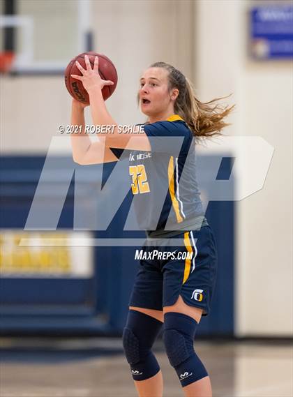 Thumbnail 1 in Del Oro vs. Oak Ridge (SFL Semifinal) photogallery.